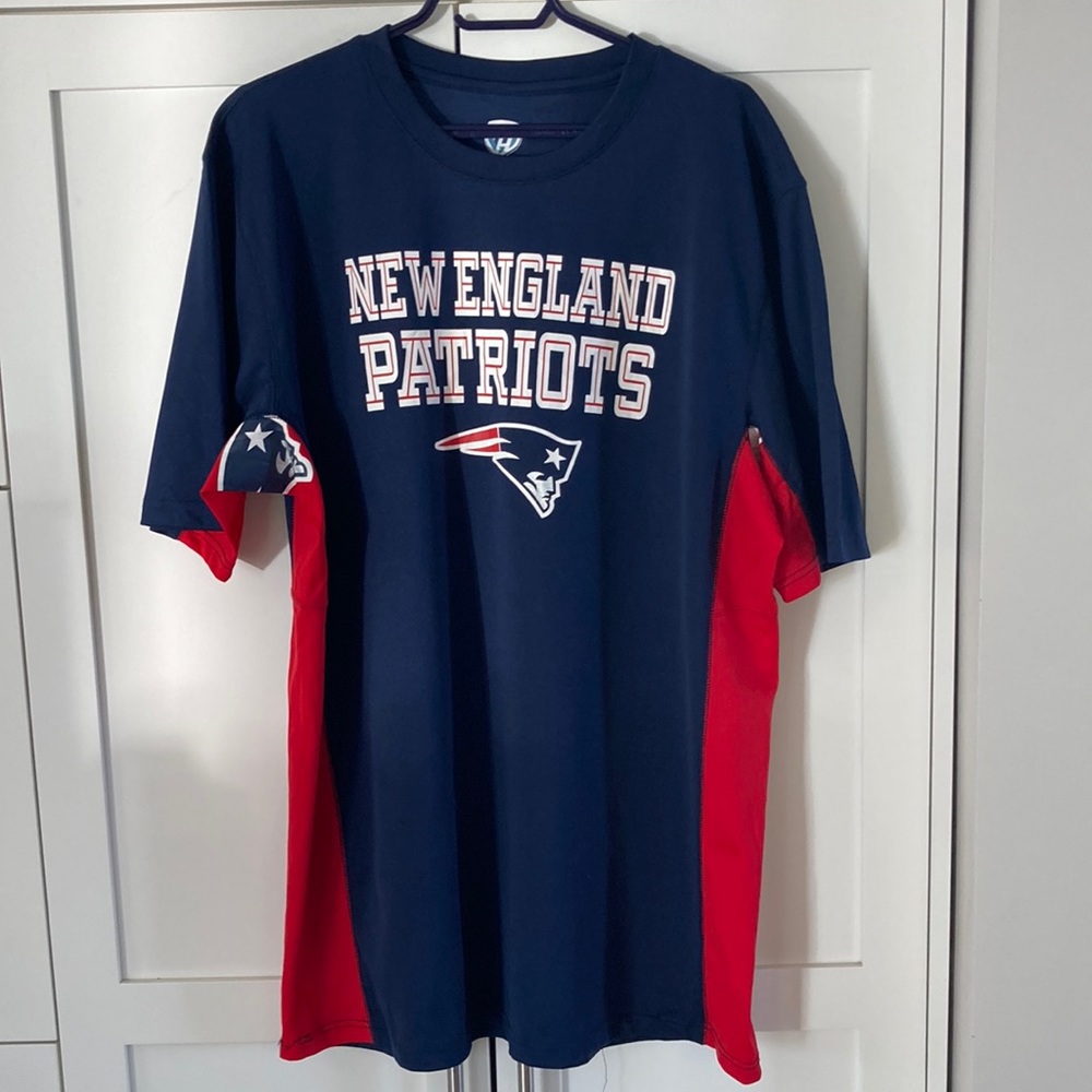 Hands High NFL T Shirt  - New England Patriots